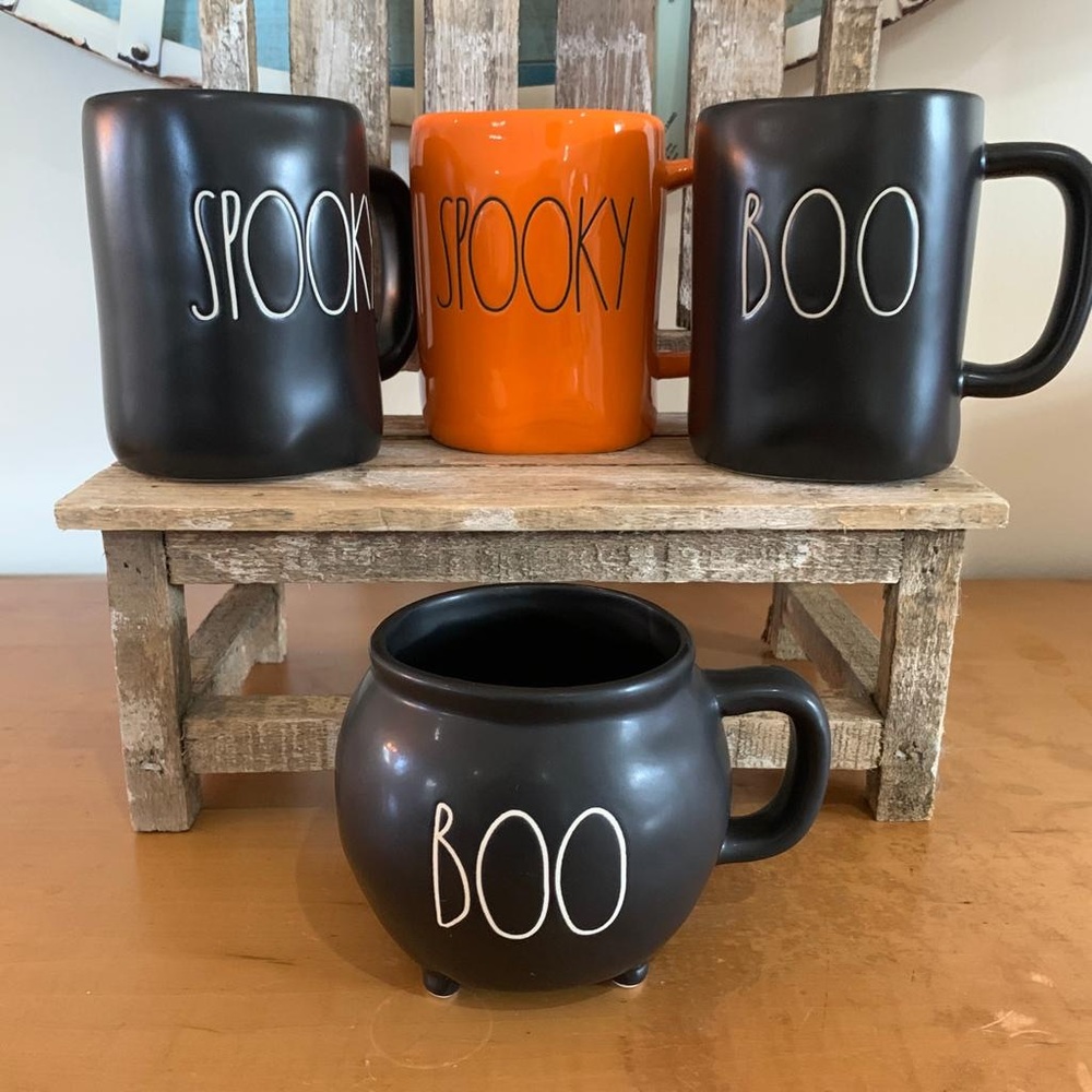 4 Rae Dunn Halloween mugs !